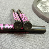 ریمل مشکی اسنس essenceمدل extreme volumeاصل حجم 12ml و رنگ مشکی
