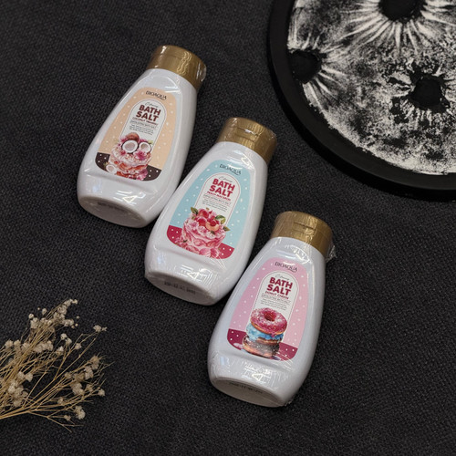 اسکراپ ونمک بدن بیواکوا BIOAQUA Bath Salt بطری ۳۵۰گرم